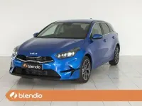 Usado Kia Ceed 136 CV (100 kW) 2022 Azul Utilitario
