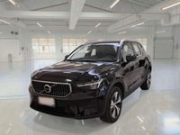 Usado Volvo XC40 211 CV (155 kW) 2023 Negro SUV
