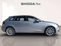 Usado Audi A3 Sportback Design 150 CV (110 kW) 2018 Plateado Utilitario