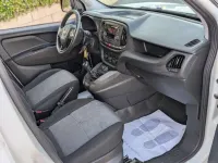 Usado Fiat Doblò 120 CV (88 kW) 2021 Blanco Monovolumen