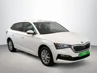 Usado Skoda Scala 110 CV (80 kW) 2022 Blanco Utilitario