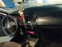 Usado Seat Ibiza 100 CV (73 kW) 2005 Negro Utilitario