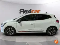 Begagnad Renault Clio V Techno 90 HK (66 kW) 2023 Vit