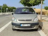 Usado Citroën Xsara Picasso Exclusive 90 CV (66 kW) 2003 Beige Monovolumen