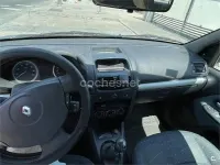 Usado Renault Clio II 75 CV (55 kW) 2005 Azul Berlina