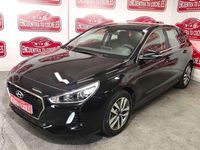 Usado Hyundai i30 Style 140 CV (102 kW) 2017 Negro Utilitario