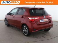 Usado Toyota Yaris Hybrid 101 CV (74 kW) 2020 Rojo Berlina
