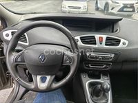 Usado Renault Scénic III 105 CV (77 kW) 2010 Beige Monovolumen