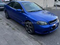 Usado Opel Astra Edition 192 CV (141 kW) 2003 Azul Coupe