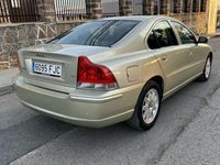 usado Volvo S60 2.4D Kinetic 163