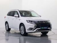 Usado Mitsubishi Outlander P-HEV Edition 224 CV (164 kW) 2021 Blanco SUV