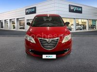 Usado Lancia Ypsilon 69 CV (50 kW) 2015 Rojo Utilitario