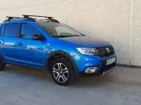 Usado Dacia Sandero Essentiel 95 CV (69 kW) 2020 Azul Berlina