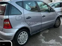 Usado Mercedes A160 Classic 82 CV (60 kW) 2006 Gris / plata Monovolumen