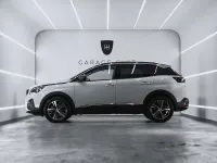 Usado Peugeot 3008 Allure 131 CV (96 kW) 2019 Blanco SUV