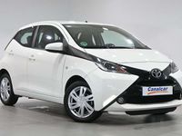 Usado Toyota Aygo X-play 69 CV (50 kW) 2017 Blanco Utilitario