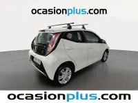 Usado Toyota Aygo X-play 69 CV (50 kW) 2018 Blanco Utilitario