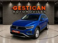 Usado VW T-Roc Life 110 CV (80 kW) 2023 Azul SUV