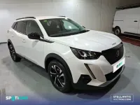 Usado Peugeot 2008 Allure 100 CV (73 kW) 2022 Blanco SUV