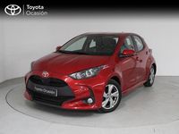 Usado Toyota Yaris Hybrid Active 116 CV (85 kW) 2024 Rojo Berlina
