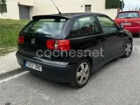 Usado Seat Ibiza 110 CV (80 kW) 2001 Negro Utilitario