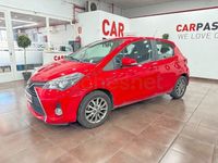 Usado Toyota Yaris Active 69 CV (50 kW) 2016 Rojo Berlina
