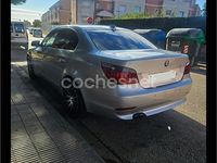 Usado BMW 530 218 CV (160 kW) 2006 Gris / plata Berlina