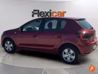 Usado Dacia Sandero Comfort 101 CV (74 kW) 2020 Burdeos Utilitario