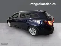 Usado Toyota Corolla Active 122 CV (89 kW) 2023 Negro Familiar