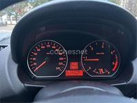 Usado BMW 118 122 CV (89 kW) 2007 Negro Utilitario