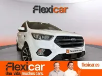 Usado Ford Kuga ST-Line 182 CV (133 kW) 2018 Blanco SUV