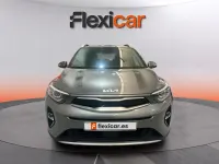 Usado Kia Stonic 101 CV (74 kW) 2024 Gris SUV