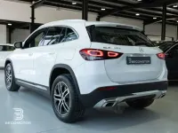 Usado Mercedes GLA200 150 CV (110 kW) 2021 Blanco SUV