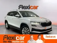 Usado Skoda Karoq Selection 150 CV (110 kW) 2024 Blanco SUV