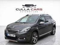 Usado Peugeot 2008 Allure 100 CV (73 kW) 2015 Gris / plata SUV
