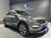 Usado VW T-Roc Advance 116 CV (85 kW) 2021 Plateado SUV