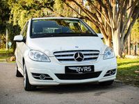Usado Mercedes B180 109 CV (80 kW) 2011 Blanco Monovolumen