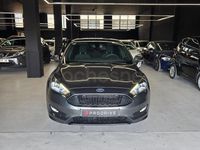 Usado Ford Focus ST-Line 125 CV (91 kW) 2018 Gris / plata Berlina