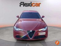 Begagnad Alfa Romeo Giulia Executive 180 HK (132 kW) 2018 Röd Sedan
