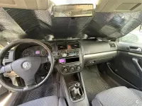 Usado VW Jetta Advance 105 CV (77 kW) 2006 Gris / plata Berlina