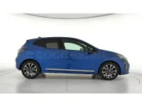 Usado Renault Clio V Techno 100 CV (73 kW) 2025 Azul Berlina