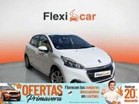 Usado Peugeot 208 Active 100 CV (73 kW) 2019 Blanco Utilitario