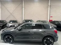 Usado Audi Q2 S-Line 150 CV (110 kW) 2022 Gris / plata SUV