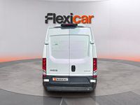 Usado Iveco Daily 156 CV (114 kW) 2023 Blanco Berlina