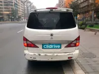 Usado SsangYong Rodius 165 CV (121 kW) 2006 Blanco Monovolumen