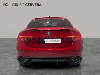 Nuevo Alfa Romeo Giulia Quadrifoglio 520 CV (382 kW) 2025 Rojo Berlina