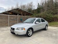 Usado Volvo S60 Momentum 163 CV (119 kW) 2008 Gris / plata Berlina