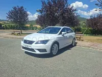 Usado Seat Leon FR 130 CV (95 kW) 2019 Blanco Familiar