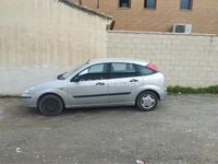 Usado Ford Focus Ambiente 100 CV (73 kW) 2003 Gris / plata Familiar