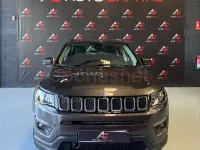 Usado Jeep Compass Longitude 120 CV (88 kW) 2019 Gris / plata SUV